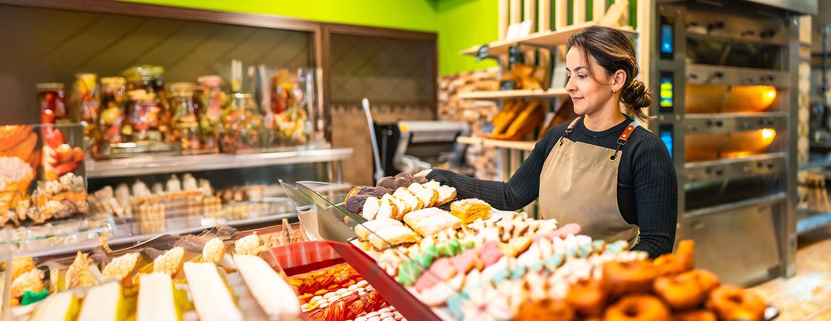 Solicita tu microcrédito individual. Créditos para tu negocio Banco VisionFund Ecuador.