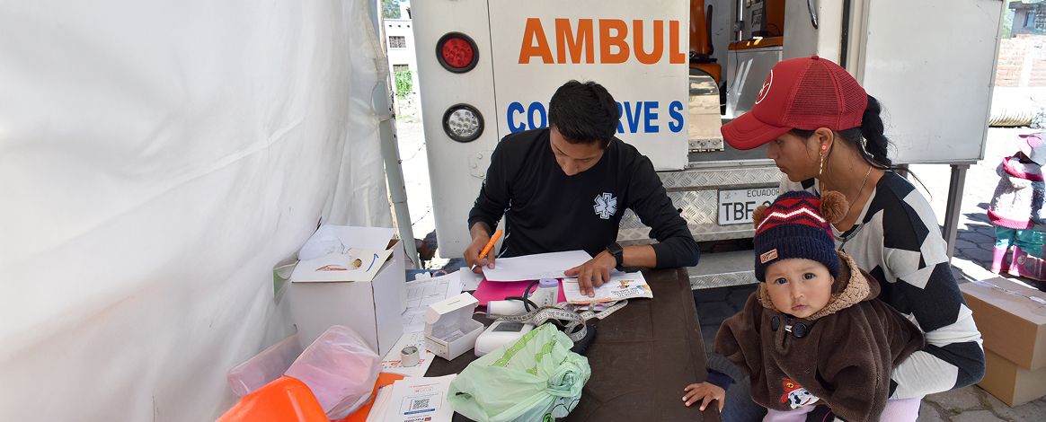 Atención médica gratuita y preventiva. Ambulancia Naranja Banco VisionFund.
