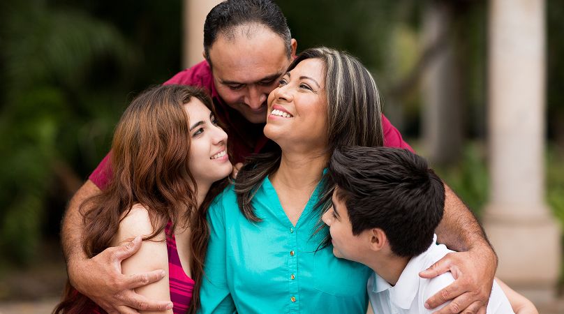 Familia Protegida: seguro integral desde $1,75 al mes. Banco VisionFund Ecuador.